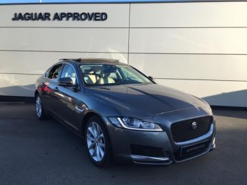 JAGUAR XF  2.0 D - 180 - BVA - Stop/Start  2015 BERLINE Prestige 