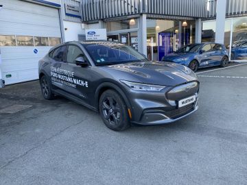 FORD MUSTANG MACH-E Mach-E Extended range  99 kWh  294 ch