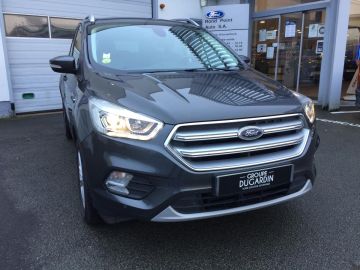 FORD KUGA 1.5 TDCI 120 CH TITANIUM 